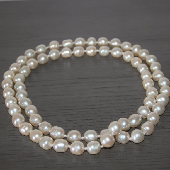 VTG Necklace Freshwater Pearl Glass Hand Knotted Strand Costume Jewelry 19" Drop - Picture 3 of 7